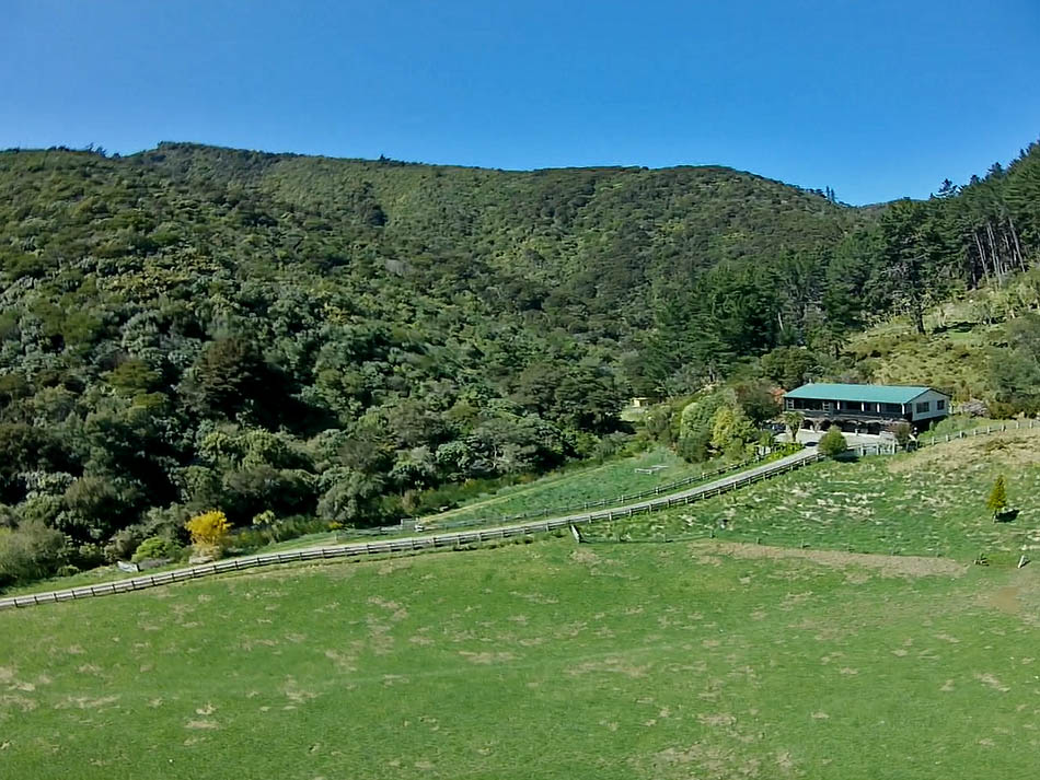 Essons Valley Farmstay B&B